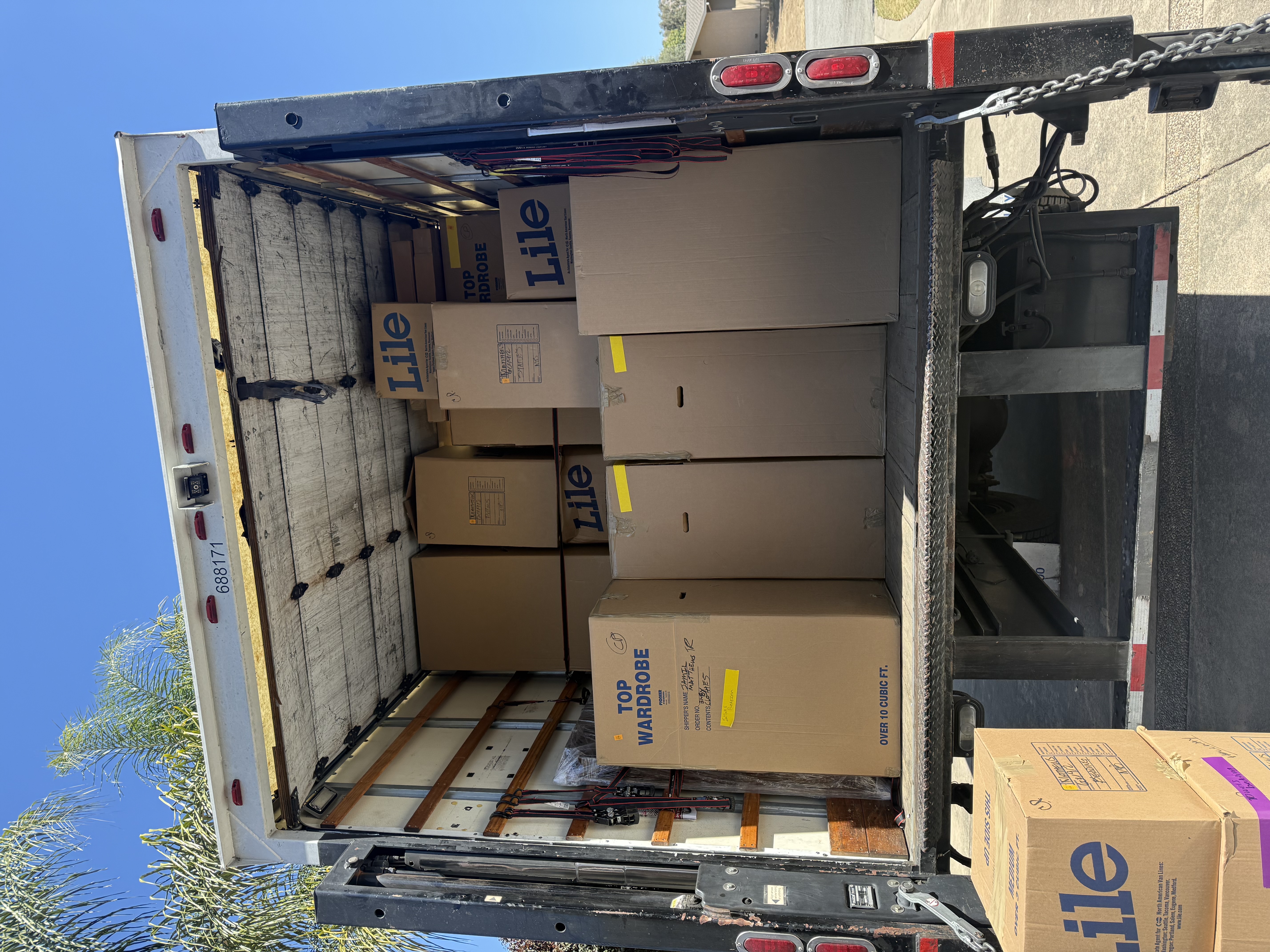 Lift & Move moving job photo 8